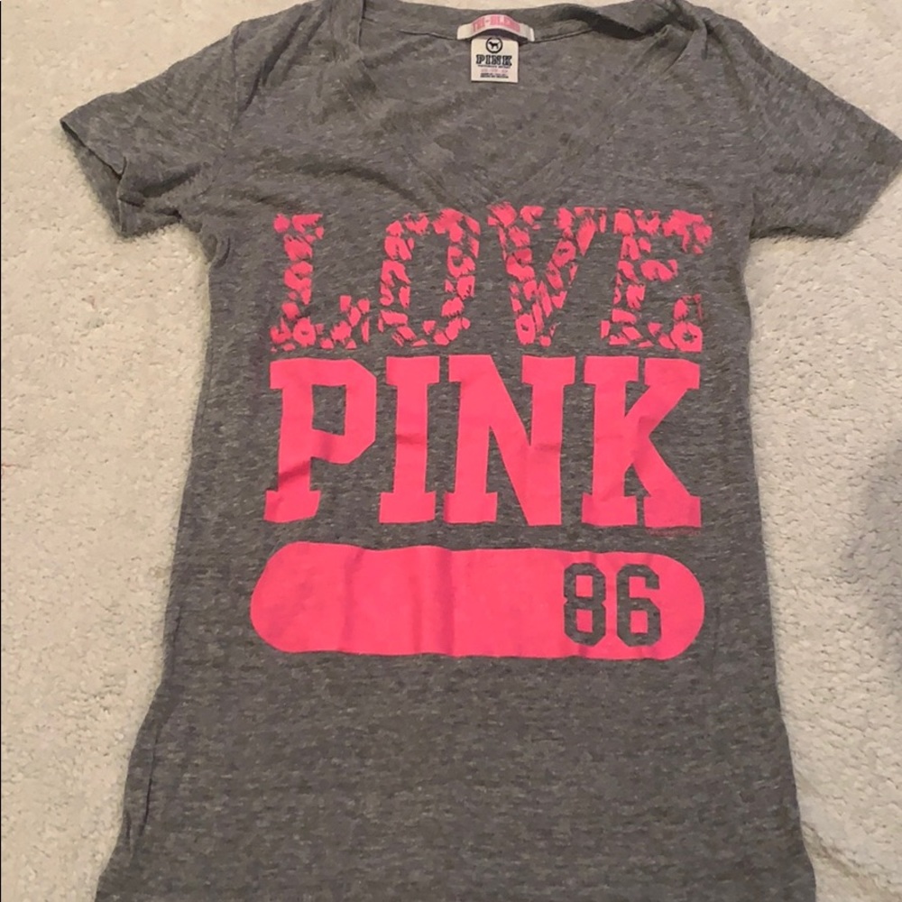 Victoria’s Secret Pink tee shirt